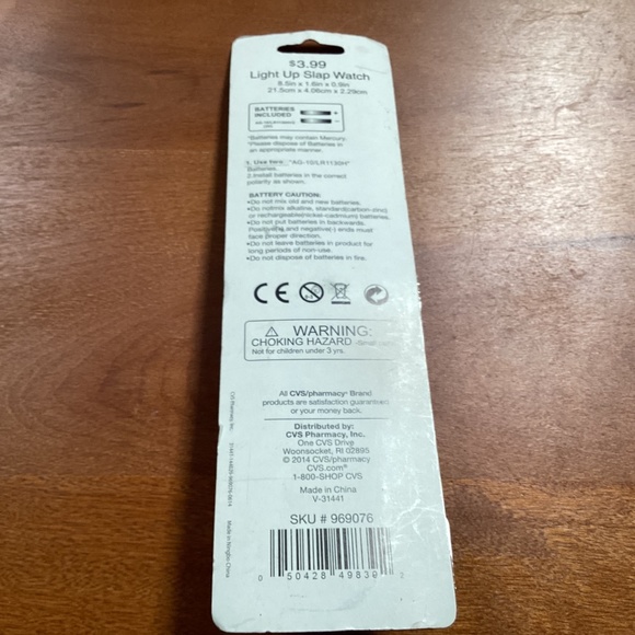 Halloween Vampire Fangs and Light Up Slap Watch Bundle New With Tag - Picture 9 of 16